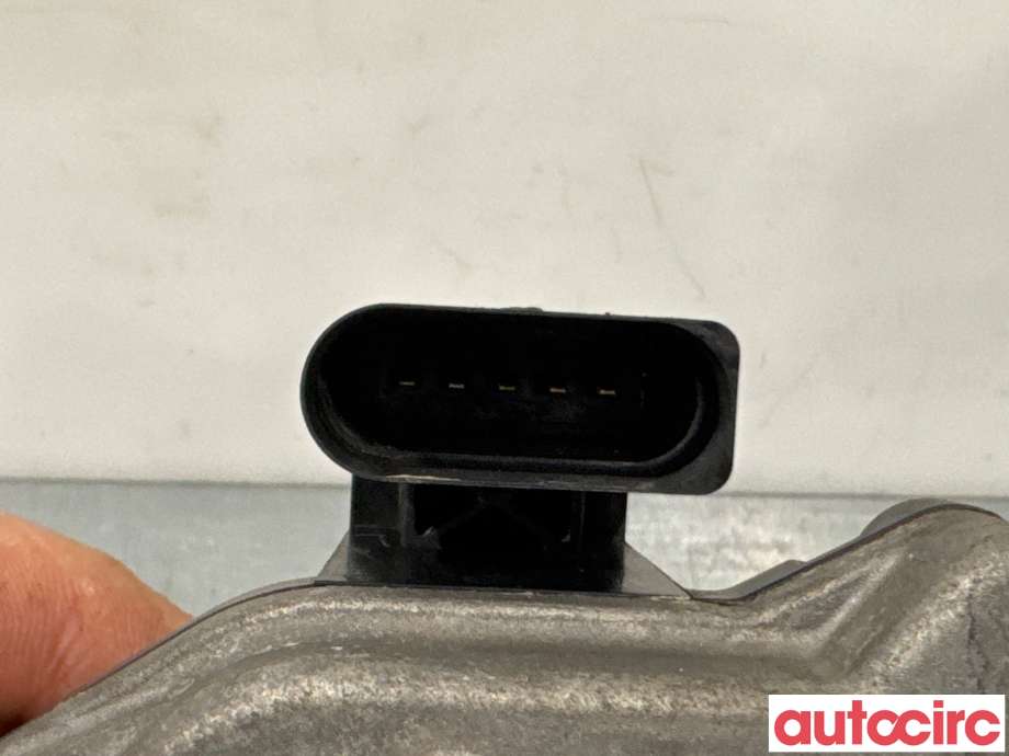 Spjeldhus til VW Golf VI 2008-2012  (VOLKSWAGEN|03L128063J|)