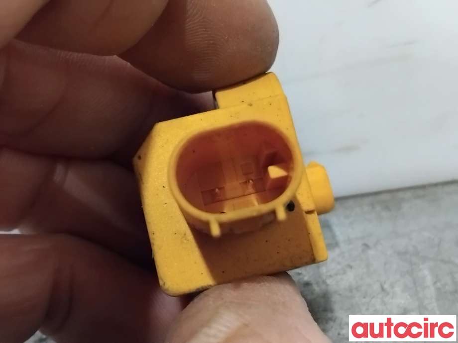 Airbag sensor høyre til Mercedes E-Klasse 2009-2013 (Fase 1) (W212) (W212) (MERCEDES|A2128210351|5WK44109)