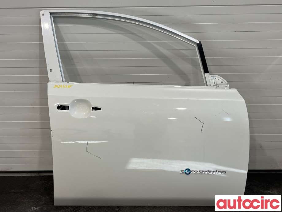 Dør høyre foran til Nissan Leaf, 2018-->> (Type II)  (NISSAN|H01005SLAA)