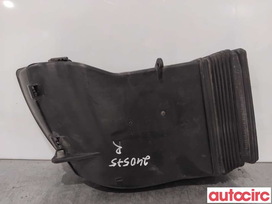 Luftslange innsug til Audi A8, 2003-2010 (Type II)  (AUDI|4E0129617S)