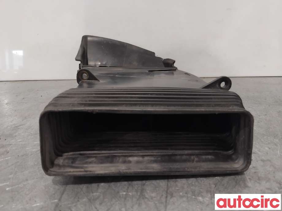 Luftslange innsug til Audi A8 2003-2010 (Type II) (AUDI|4E0129617S|)