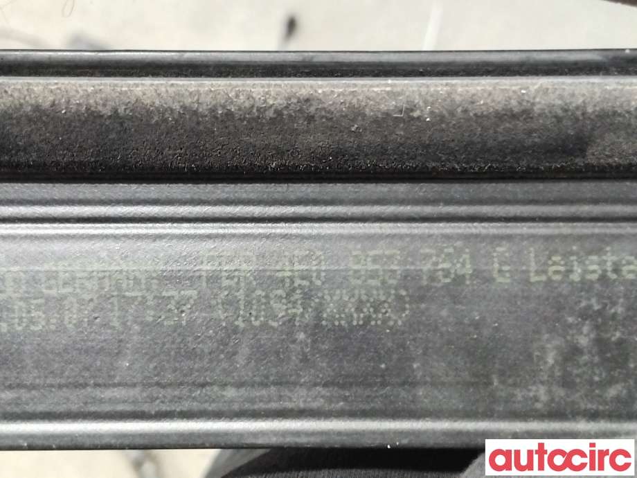 Lister til Audi A8 2003-2010 (Type II) (AUDI|4E0853764G|)
