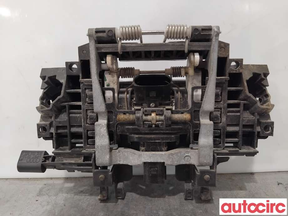 Dørhåndtak utv høyre bak til Audi A8 2003-2010 (Type II)  (AUDI|4E0839205G|)