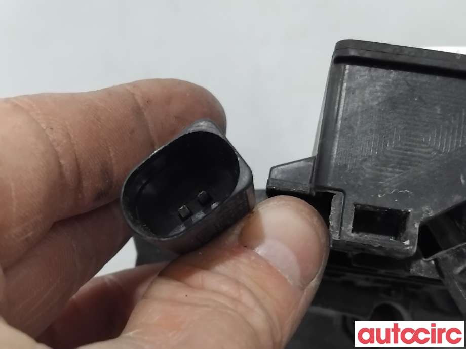 Dørhåndtak utv høyre bak til Audi A8 2003-2010 (Type II)  (AUDI|4E0839205G|)