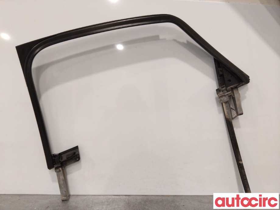Diverse deler til Audi A8 2003-2010 (Type II)  (AUDI|4E0837630H|)