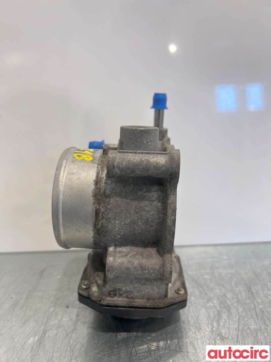 Spjeldhus til Toyota Prius +7 2012-2020 (Type III) (stasjonsvogn) (stasjonsvogn) (TOYOTA|2203037060||22030-37060)