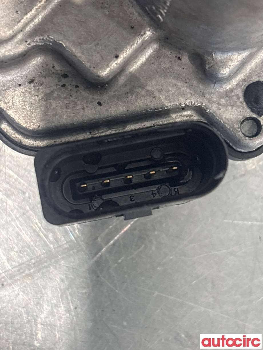 Spjeldhus til VW Passat 2011-2015 (B7) (B7) (VOLKSWAGEN|03L128063T|A2C31762900|03L128063R)