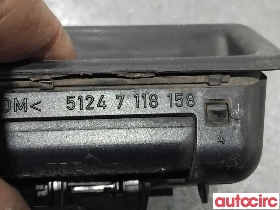 Bakluke/bakdør håndtak til BMW 3-Serie 2005-2011 (E90/E91/E92/E93) (E90/E91/E92/E93) (BMW|51247118158|)