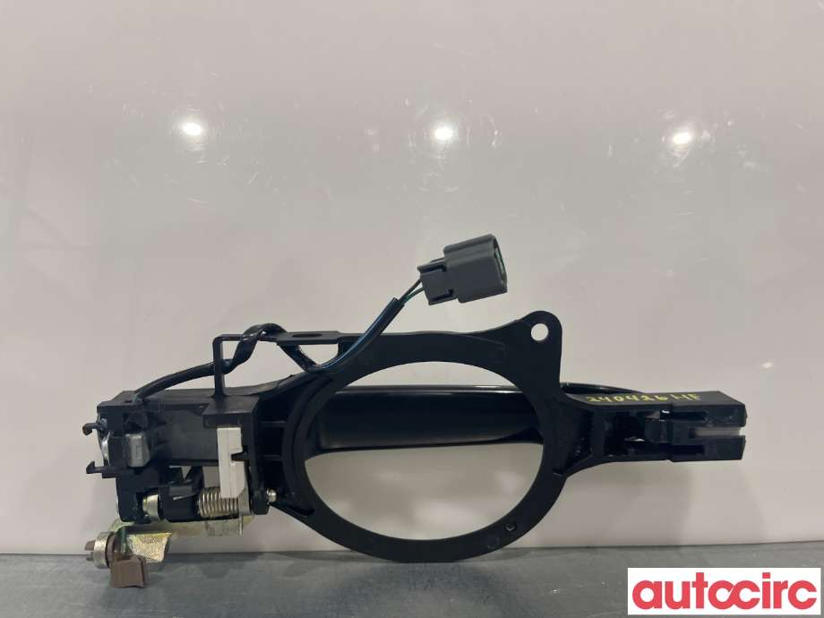 Dørhåndtak utv høyre foran til Mitsubishi Outlander 2015-->> (Type III, Fase 2)  (MITSUBISHI|5716A014XA||80610W020P)