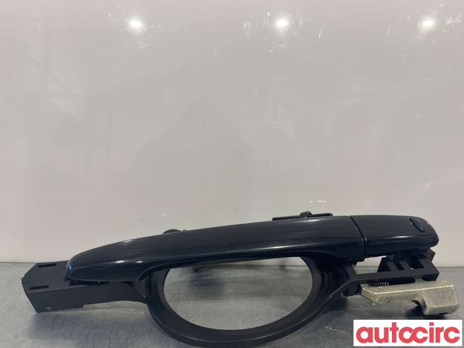 Dørhåndtak utv høyre foran til Mitsubishi Outlander 2015-->> (Type III, Fase 2)  (MITSUBISHI|5716A014XA||80610W020P)