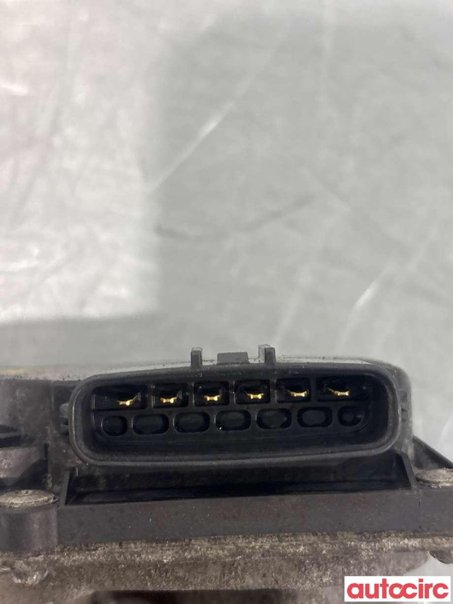 Spjeldhus til Toyota Yaris 2014-2020 (Type III, Fase 2) (TOYOTA|2203047040||22030-47040)