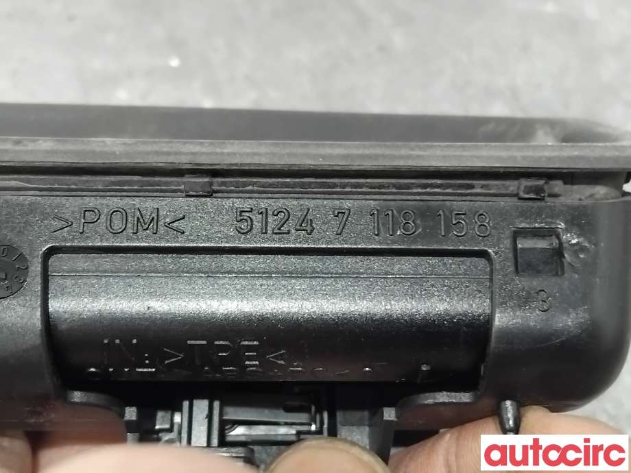 Bakluke/bakdør håndtak til BMW 3-Serie 2005-2011 (E90/E91/E92/E93) (E90/E91/E92/E93) (BMW|51247118158|)