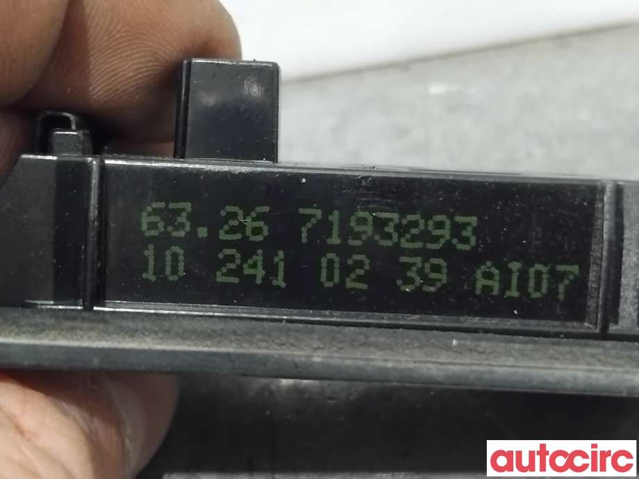 Skiltlys til BMW 3-Serie 2005-2011 (E90/E91/E92/E93) (E90/E91/E92/E93) (BMW|63267193293|)