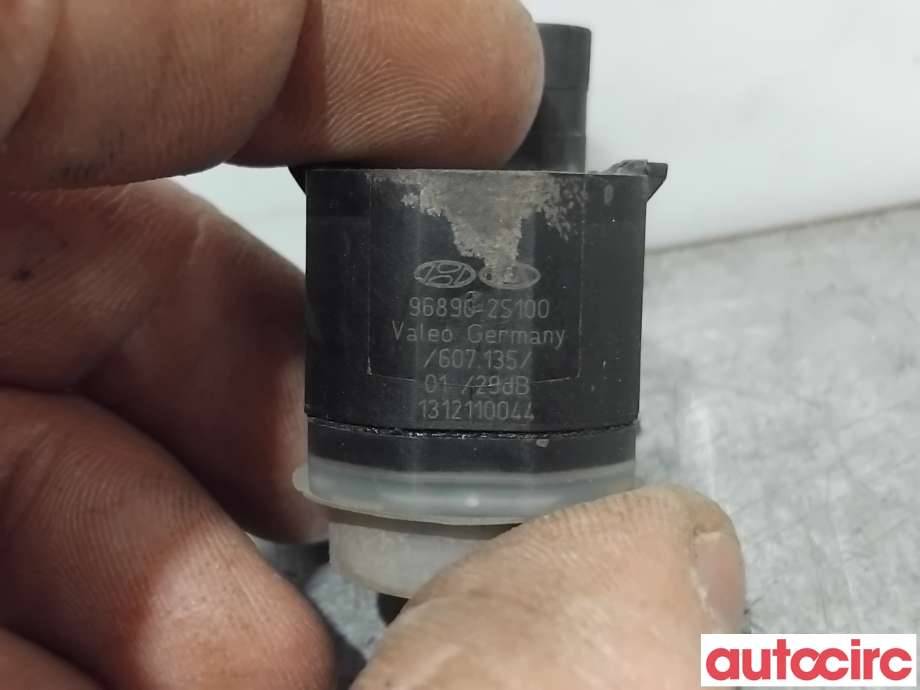 Parkeringssensor bak til Kia Sportage 2010-2016 (Type III)  (KIA|968902S100|607135|96890-2S100)