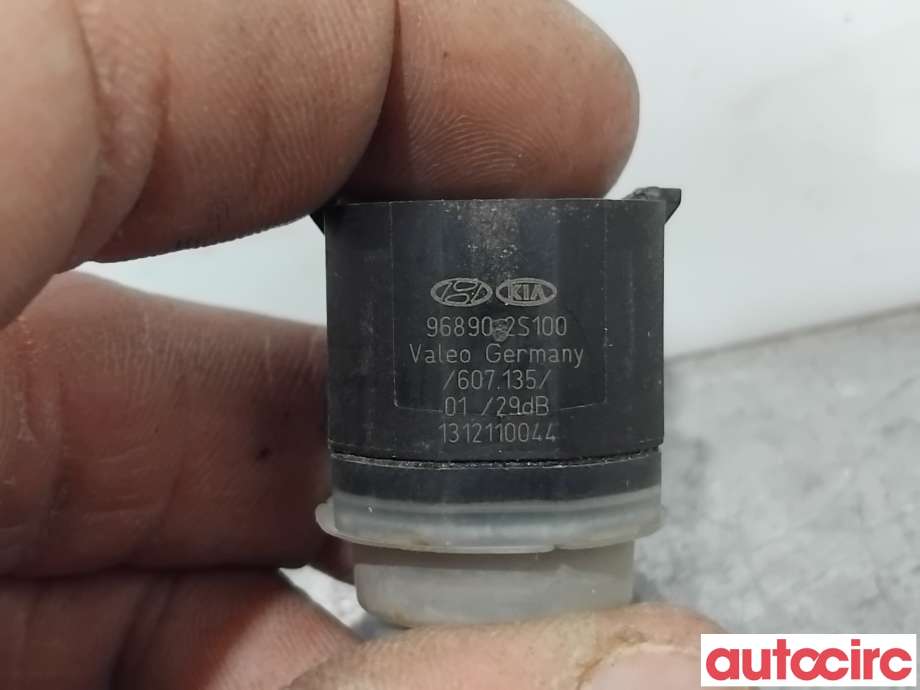 Parkeringssensor bak til Kia Sportage 2010-2016 (Type III)  (KIA|968902S100|607135|96890-2S100)