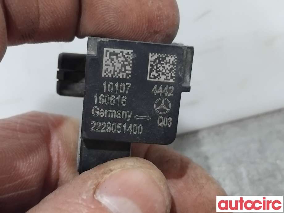 Airbag sensor venstre til Mercedes GLC 2015-2022 (X253) (X253) (MERCEDES|A2139051300||2229051400)