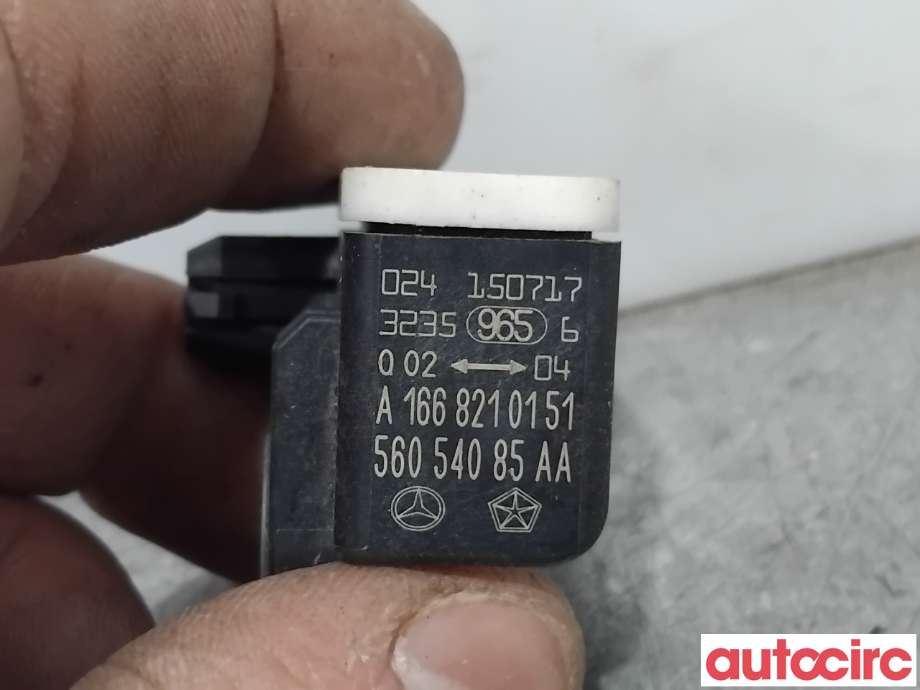 Airbag sensor høyre til Mercedes A-Klasse 2012-2018 (W176) (W176) (MERCEDES|A1668210151|)