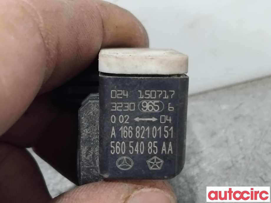 Airbag sensor venstre til Mercedes A-Klasse 2012-2018 (W176) (W176) (MERCEDES|A1668210151|)
