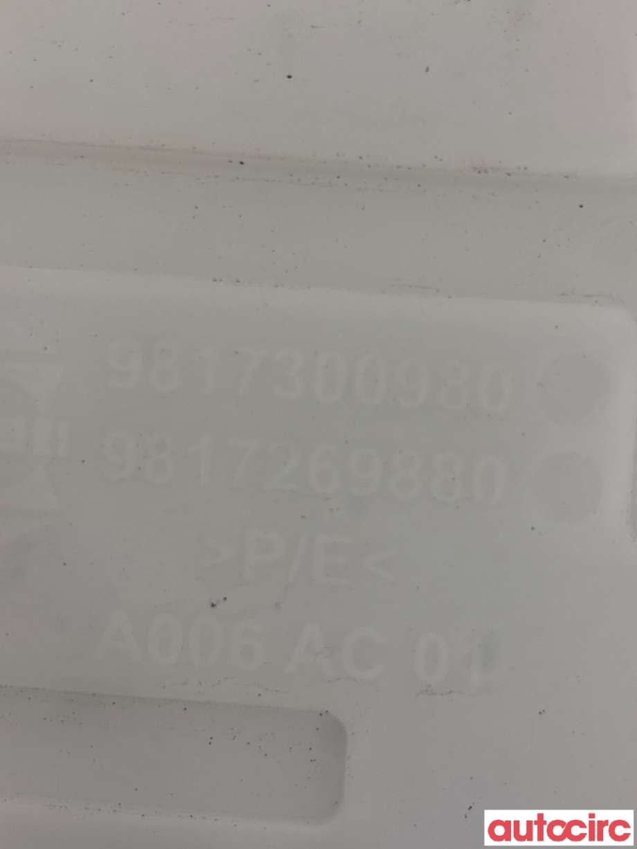 Spylertank til Peugeot Partner 2019-->> (Type III) (PEUGEOT|9817269880|)