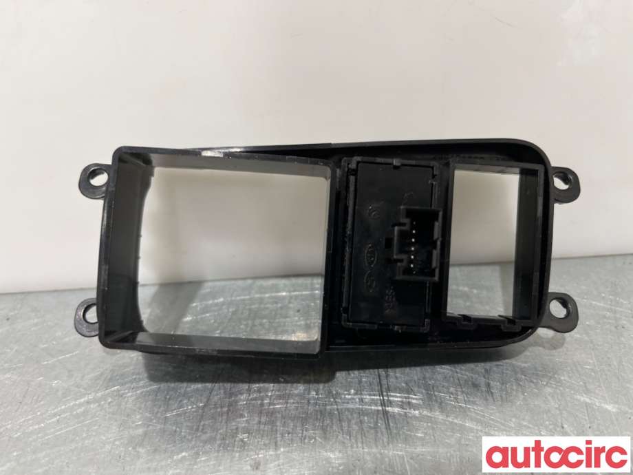 Bryter diverse til Hyundai i10 2008-2013 (Type I)  (HYUNDAI|94950B9000|)