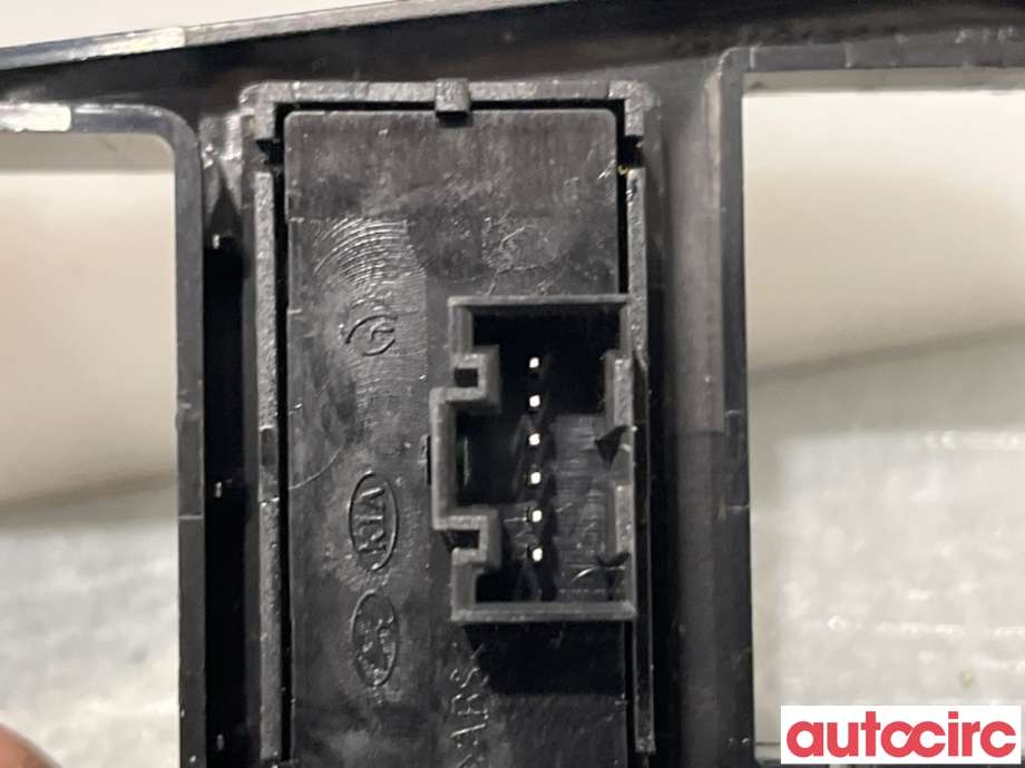 Bryter diverse til Hyundai i10 2008-2013 (Type I)  (HYUNDAI|94950B9000|)