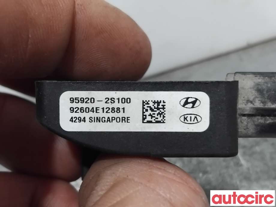 Airbag sensor høyre til Kia Sportage 2010-2016 (Type III)  (KIA|959202S000||95920-2S000)
