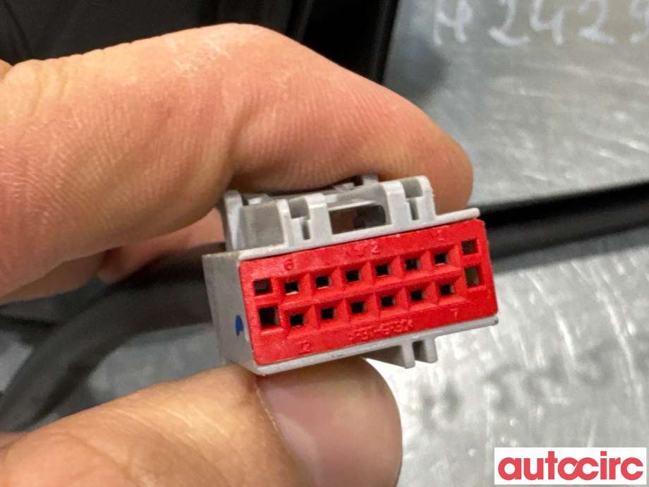 Speil høyre til Ford Mondeo 2011-2014 (Type IV, Fase 2) (FORD|1777022|)