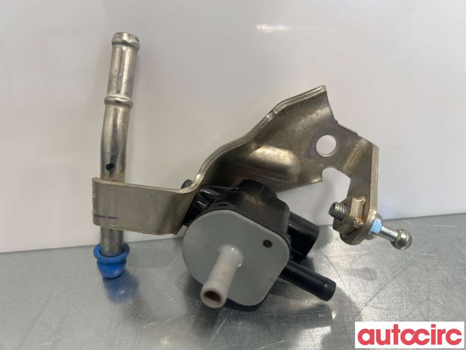 Vakuumventil til Toyota Prius, 2016-2023 (Type IV) (combi) (combi) (TOYOTA|9091012276)