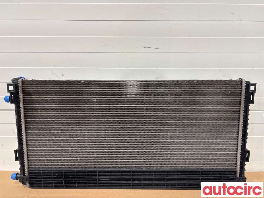 Radiator (automat gir) til Audi e-tron, 2018-->>  (AUDI|4KE121251B)