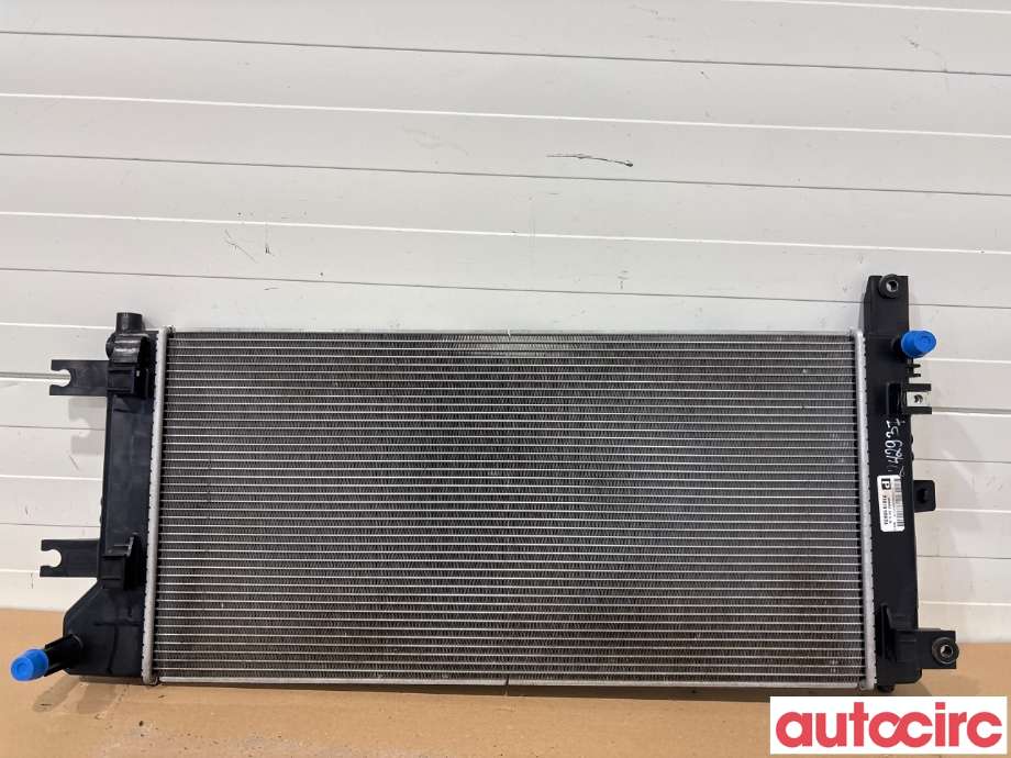Radiator (automat gir) til Nissan Leaf, 2018-->> (Type II)  (NISSAN|214105SH0A)