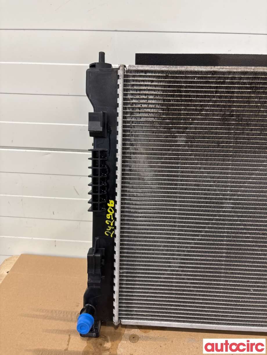 Radiator (automat gir) til Nissan Ariya 2022-->> (NISSAN|214105MP0B|)