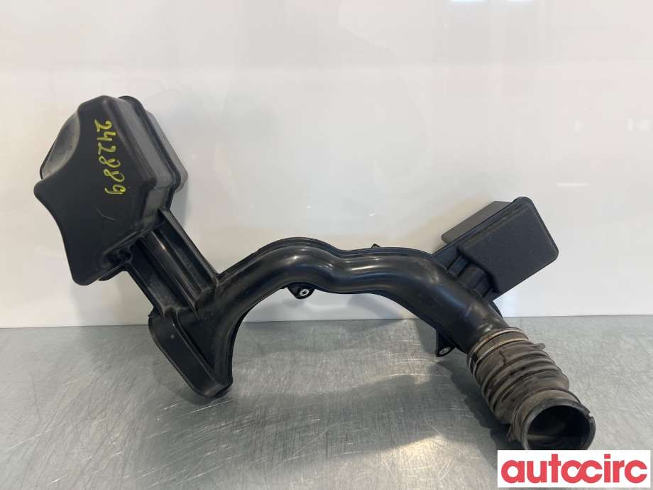 Diverse deler til Toyota Prius 2016-2023 (Type IV) (combi) (combi) (TOYOTA|1775137110||17751-37110)