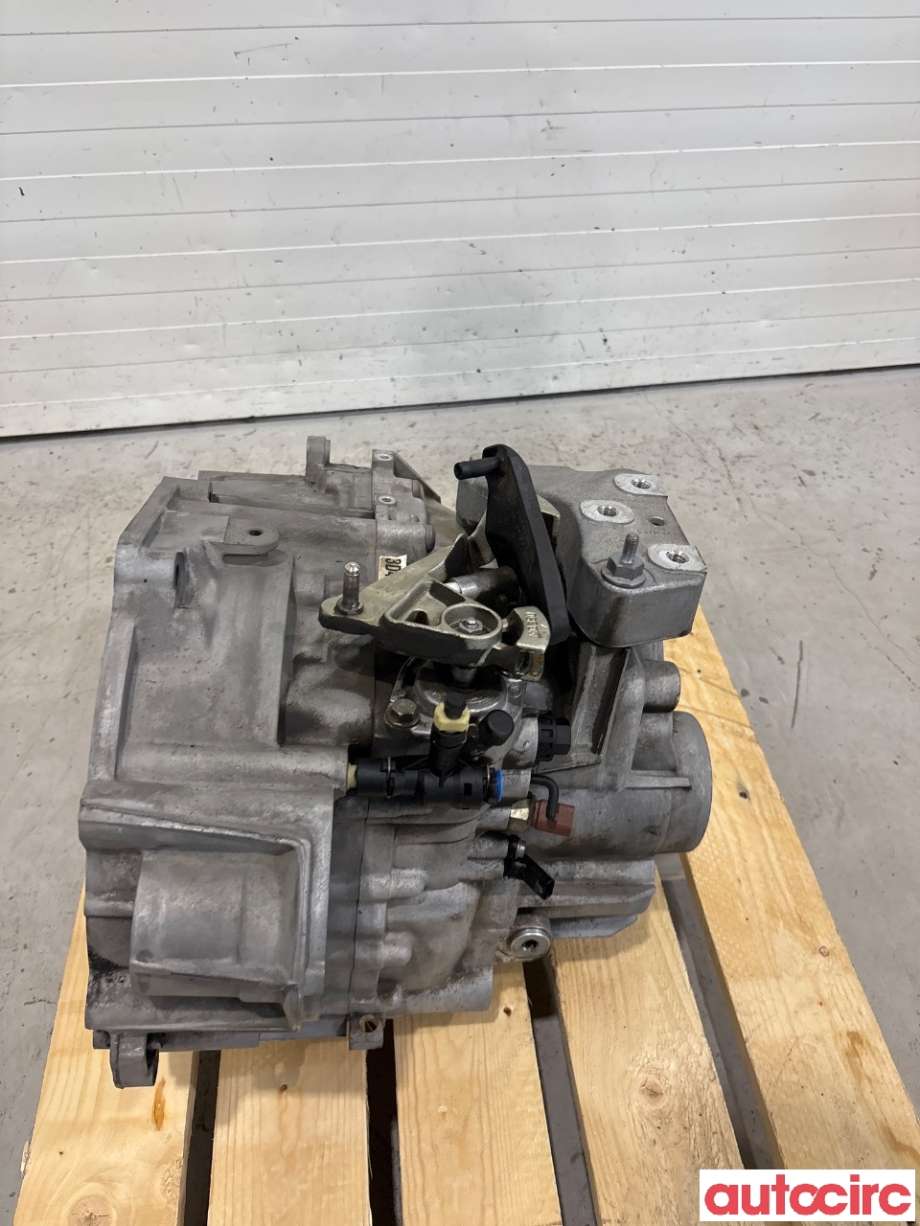 Girkasse manuell 6-trinn til VW Passat 2011-2015 (B7) (B7) (VOLKSWAGEN|02Q300013P|NFV|)