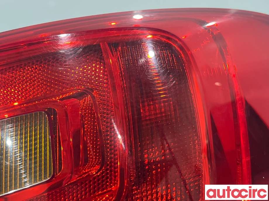 Baklykt høyre til VW Jetta 2011-->>  (VOLKSWAGEN|5C6945096E|)