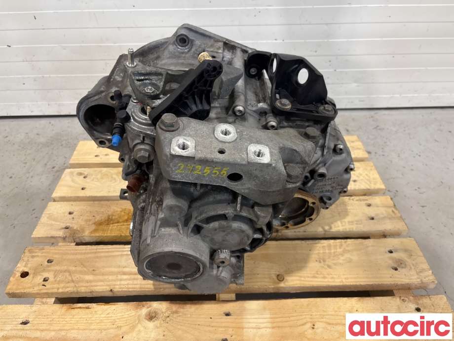 Girkasse manuell 6-trinn til VW Golf V, Combi, 2003-2008  (VOLKSWAGEN|02Q300011CA)