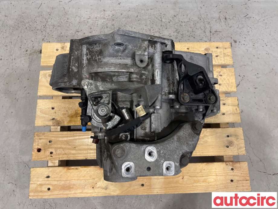 Girkasse manuell 6-trinn til VW Golf V, Combi 2003-2008  (VOLKSWAGEN|02Q300011CA|KNQ|)