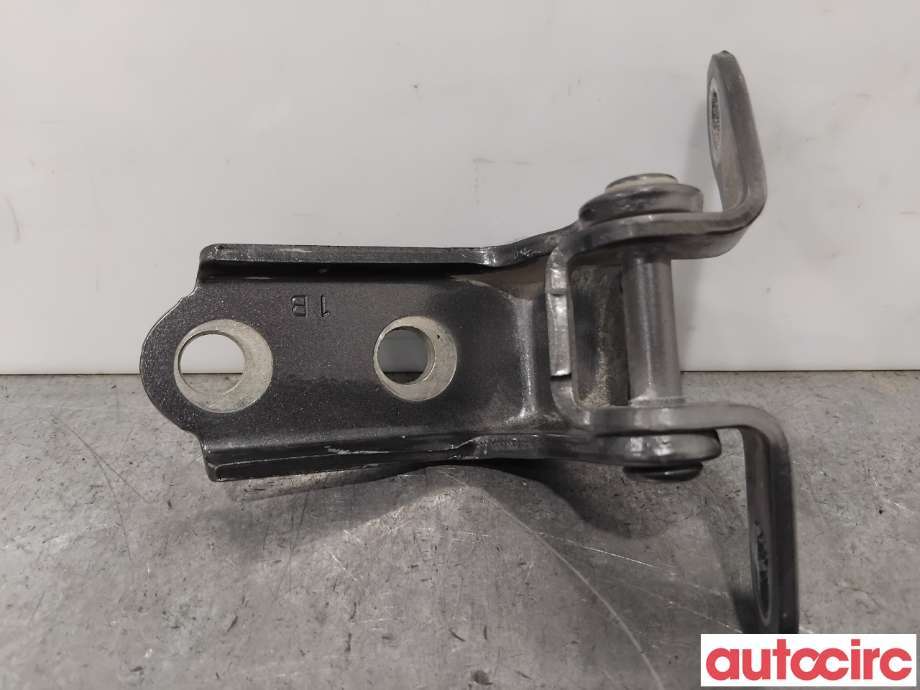 Hengsler til Toyota RAV4 2019-->> (Type V)  (TOYOTA|6877033050|)
