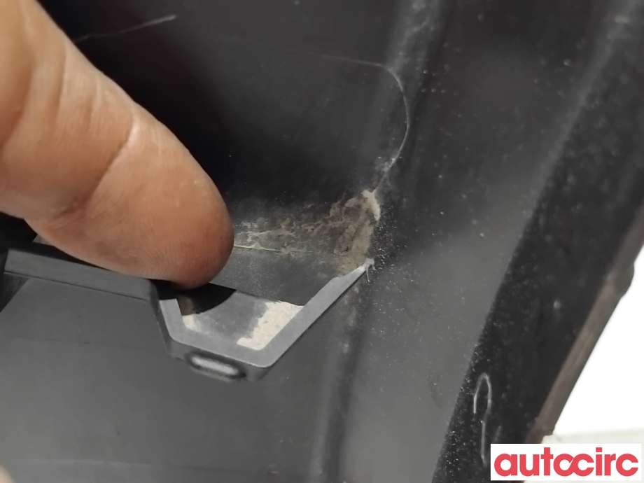 Hjulbuelist venstre foran til Toyota RAV4 2019-->> (Type V)  (TOYOTA|7506142010||75061-42010)
