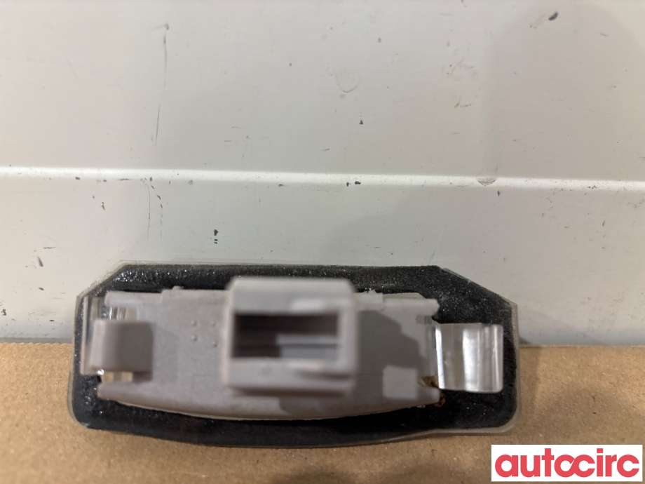 Skiltlys til Mazda 2 2007-2010 (Type II, Fase 1)  (MAZDA|DF73-51-270K|)