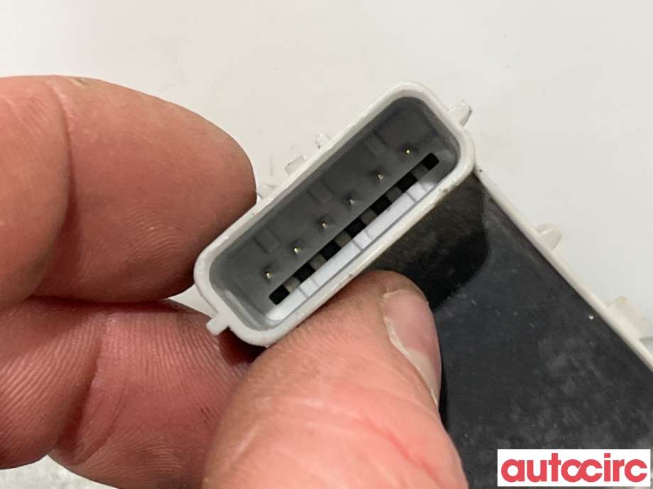 Parkeringssensor bak til Hyundai i10 2008-2013 (Type I)  (HYUNDAI|95720B9000V3G|901803|95720-B9000)