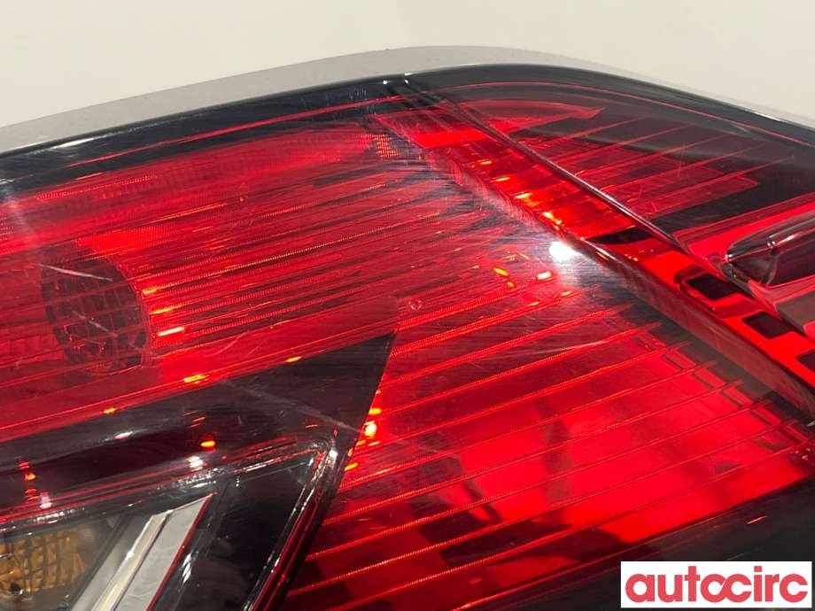 Baklykt høyre til Toyota Corolla Cross 2022-->> (TOYOTA|8155116700|)