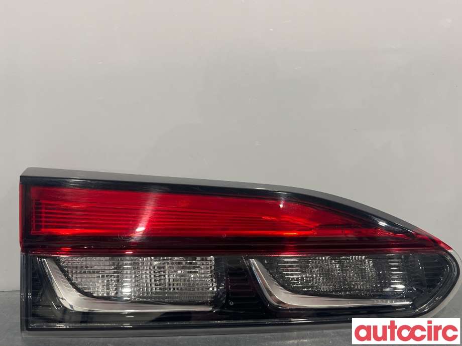 Baklykt venstre indre til Toyota Corolla Cross 2022-->> (TOYOTA|8159116051|)