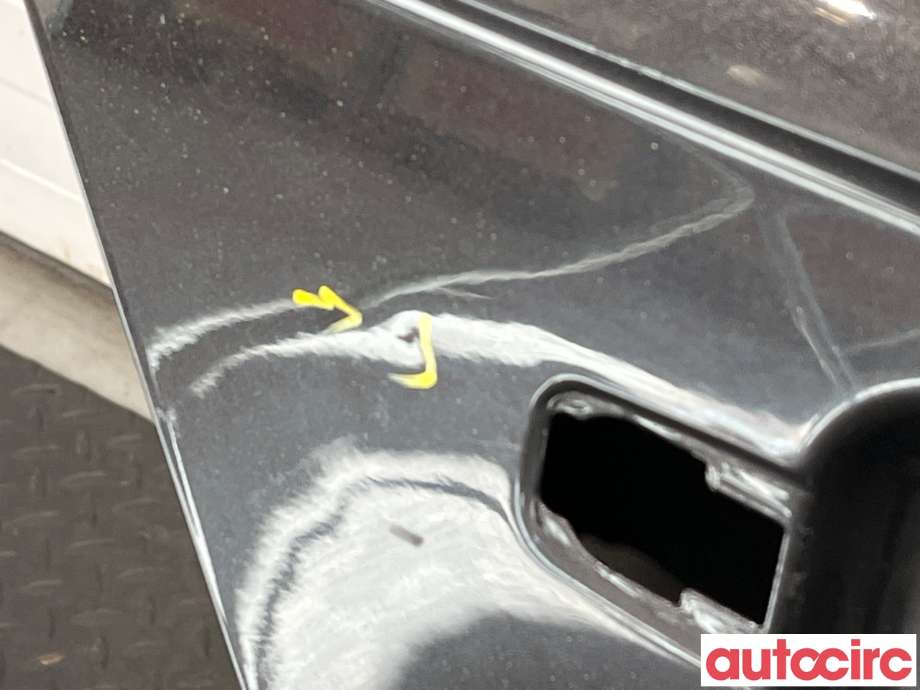 Dør høyre bak til Audi A4 2007-2014 (Type IV) (B8) (B8) (AUDI|8K5833052D)