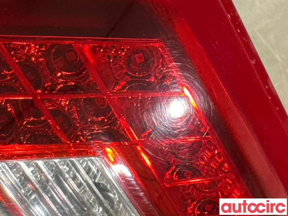 Baklykt høyre indre til Mercedes E-Klasse 2009-2013 (Fase 1) (W212) (W212) (MERCEDES|A2128201064|)