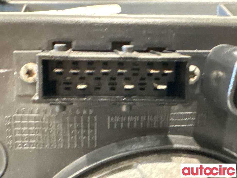Frontlykt høyre halogen til Citroën C4 2011-2017 (Type II) (CITROEN|6206S3|18J13-T2|9687895980)