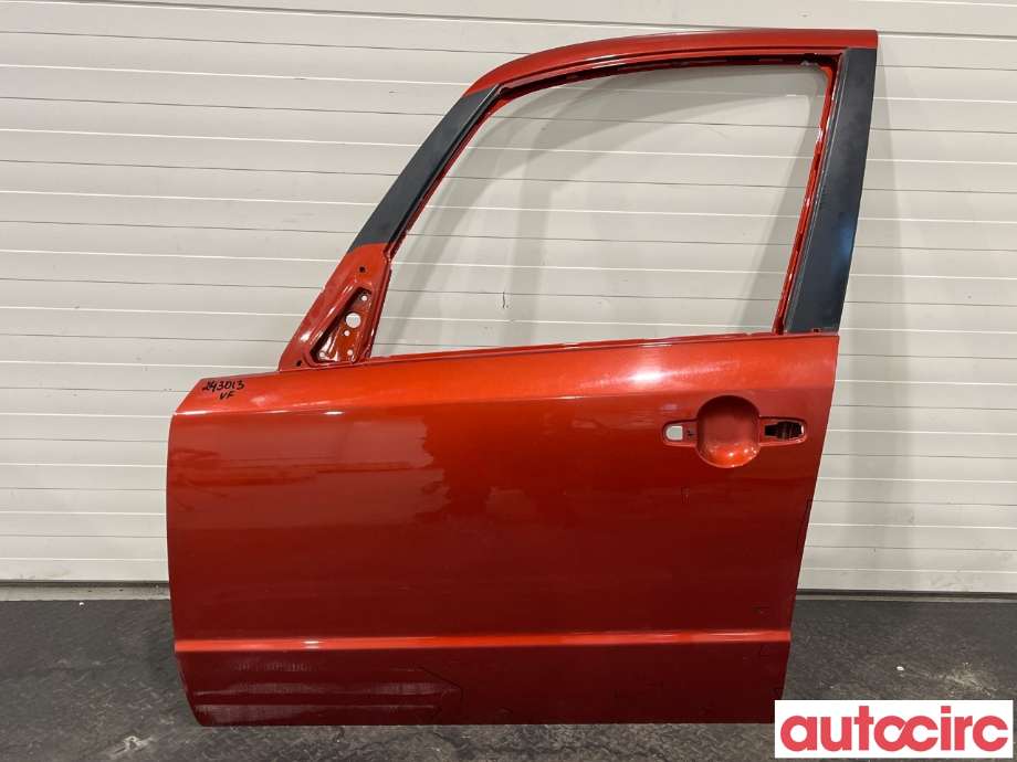Dør venstre foran til Suzuki SX4, 2006-2009 (Type I, Fase 1)  (SUZUKI|68002-79J00)