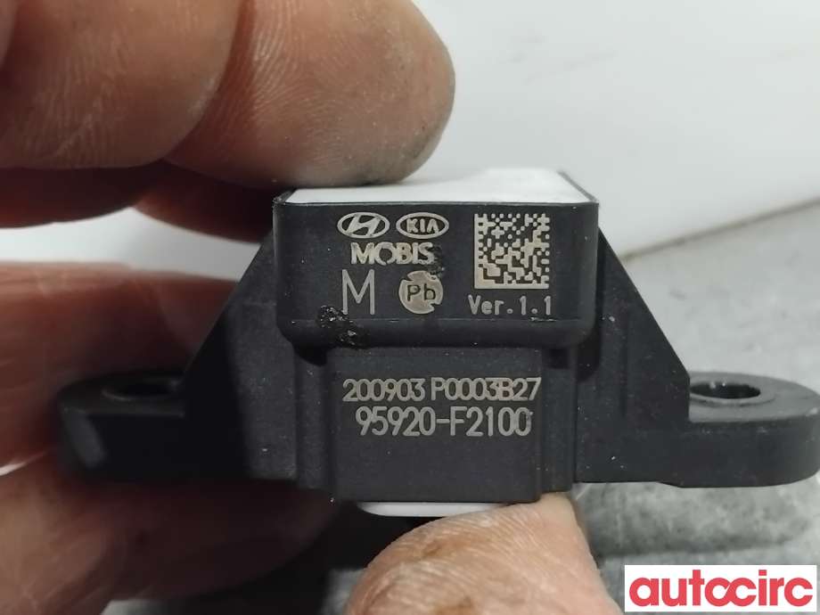 Airbag sensor høyre til Kia Niro 2016-2021  (KIA|95920F2100||95920-F2100)
