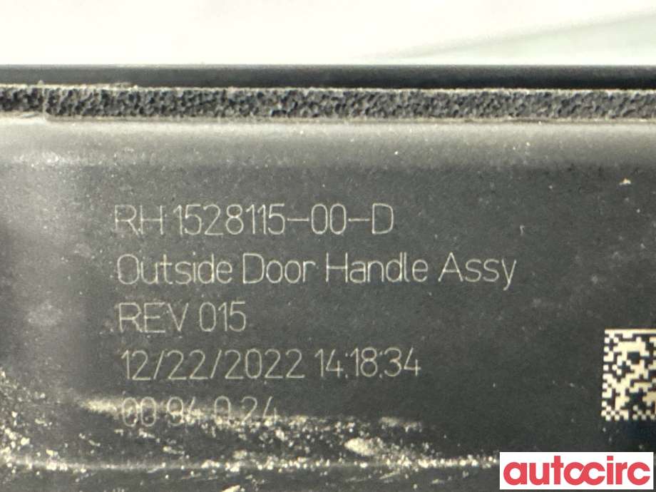 Dørhåndtak utv høyre bak til Tesla Model Y 2021-2024 (Type I)  (TESLA|1528115-00-D|)