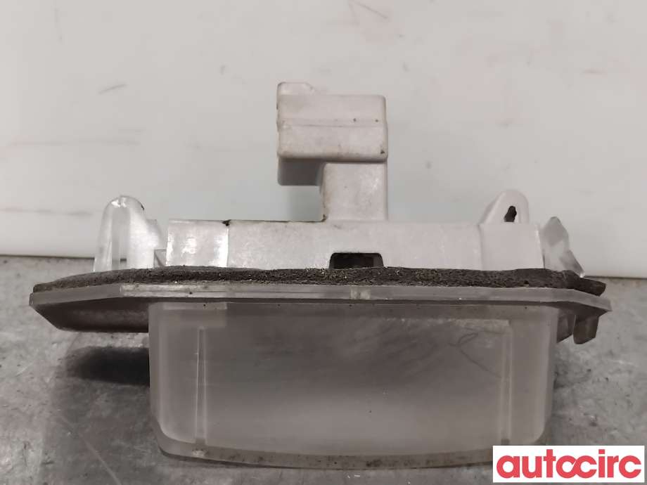 Skiltlys til Mitsubishi Outlander 2015-->> (Type III, Fase 2)  (MITSUBISHI|8341A009|)