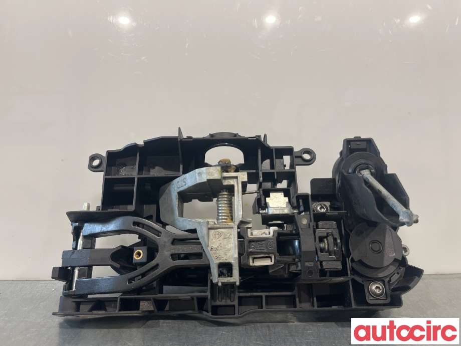 Dørhåndtak utv venstre foran til BMW 5-Serie 2010-2017 (F10/F11) (F10/F11) (BMW|51217276243|)